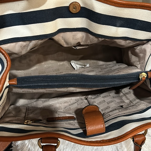 Michael Kors Hamilton Blue and White striped Canvas Tote - Picture 6 of 12